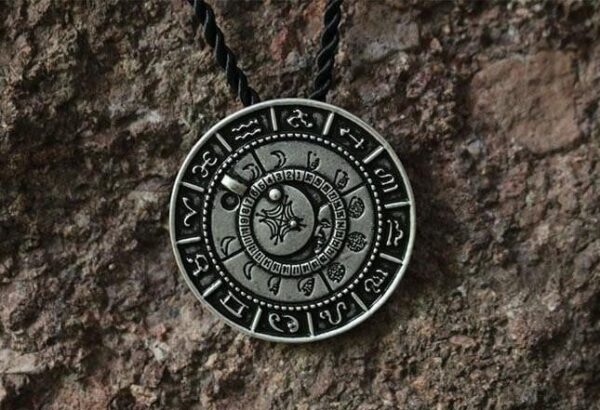 Old Moon Phase Zodiac Amulet